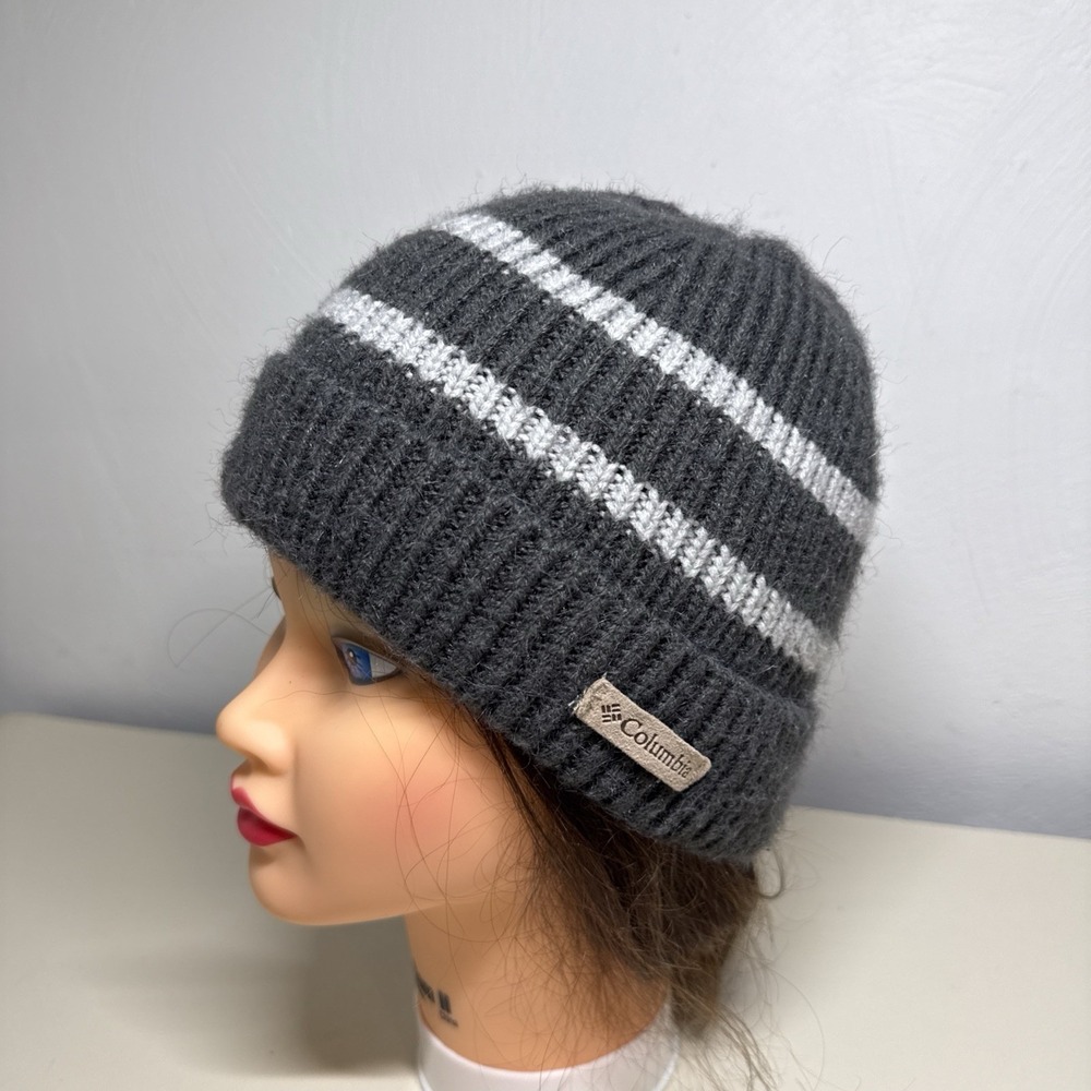 Columbia Auroras Lights Youth Beanie Gray Stripes One Size Fleece Lined